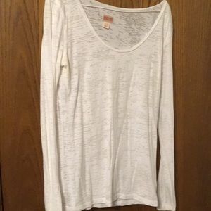 White Mossimo women’s long sleeve shirt